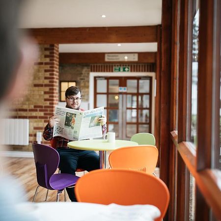 Gilwell Park Hotel Chingford Bagian luar foto