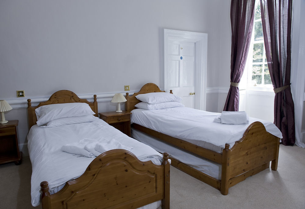 Gilwell Park Hotel Chingford Bagian luar foto
