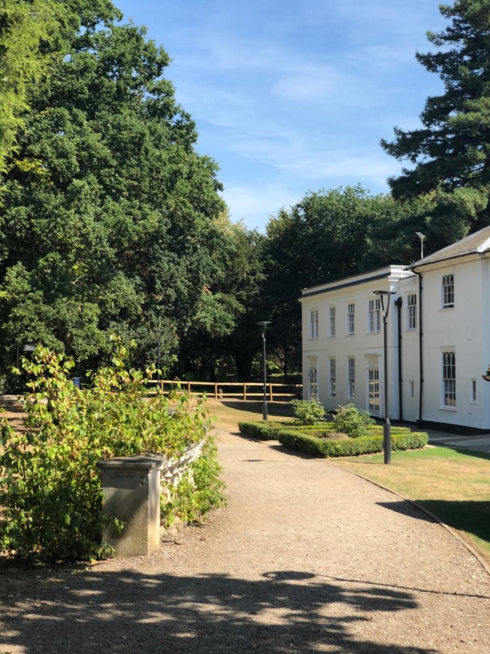 Gilwell Park Hotel Chingford Bagian luar foto