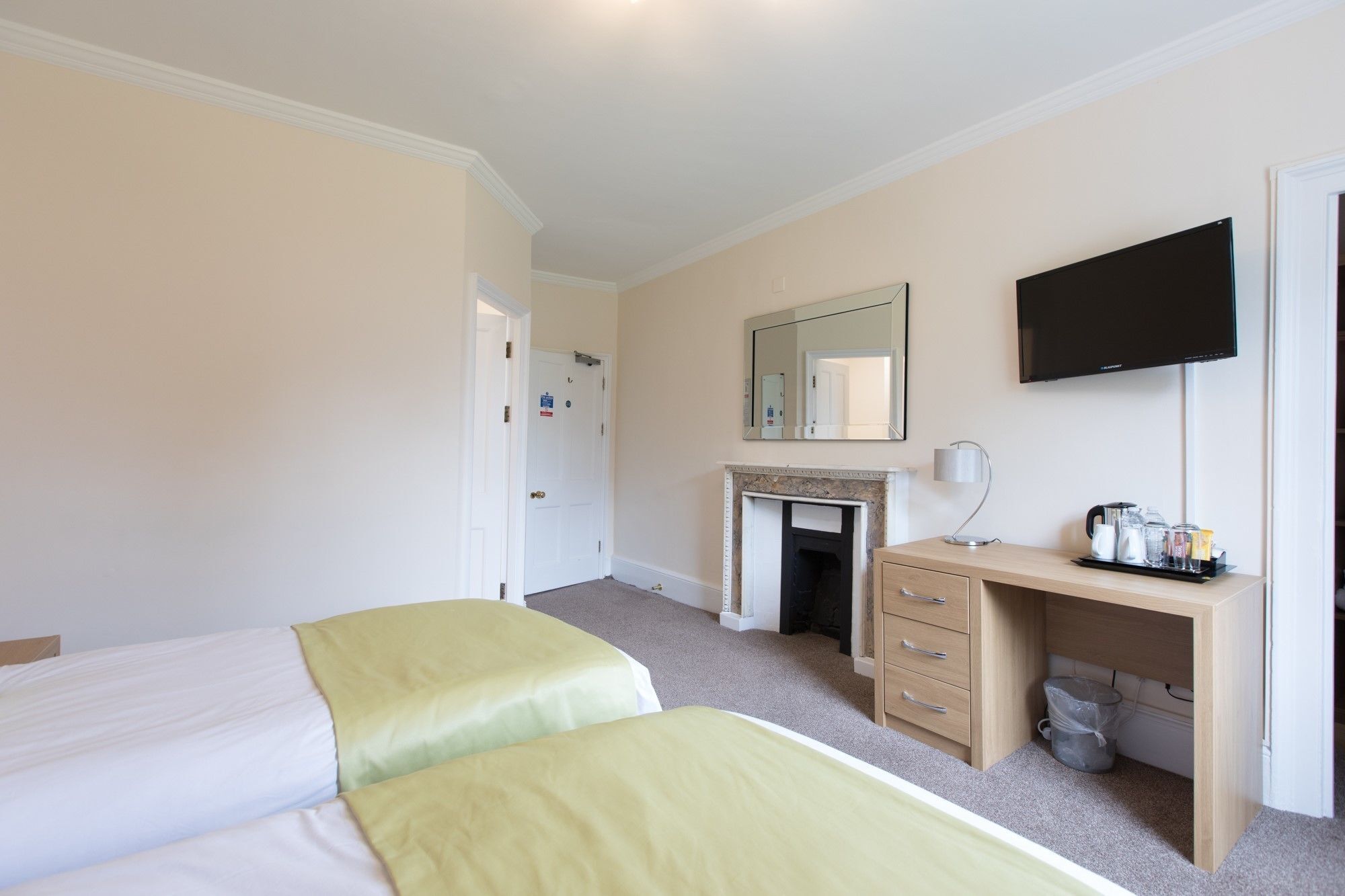 Gilwell Park Hotel Chingford Bagian luar foto