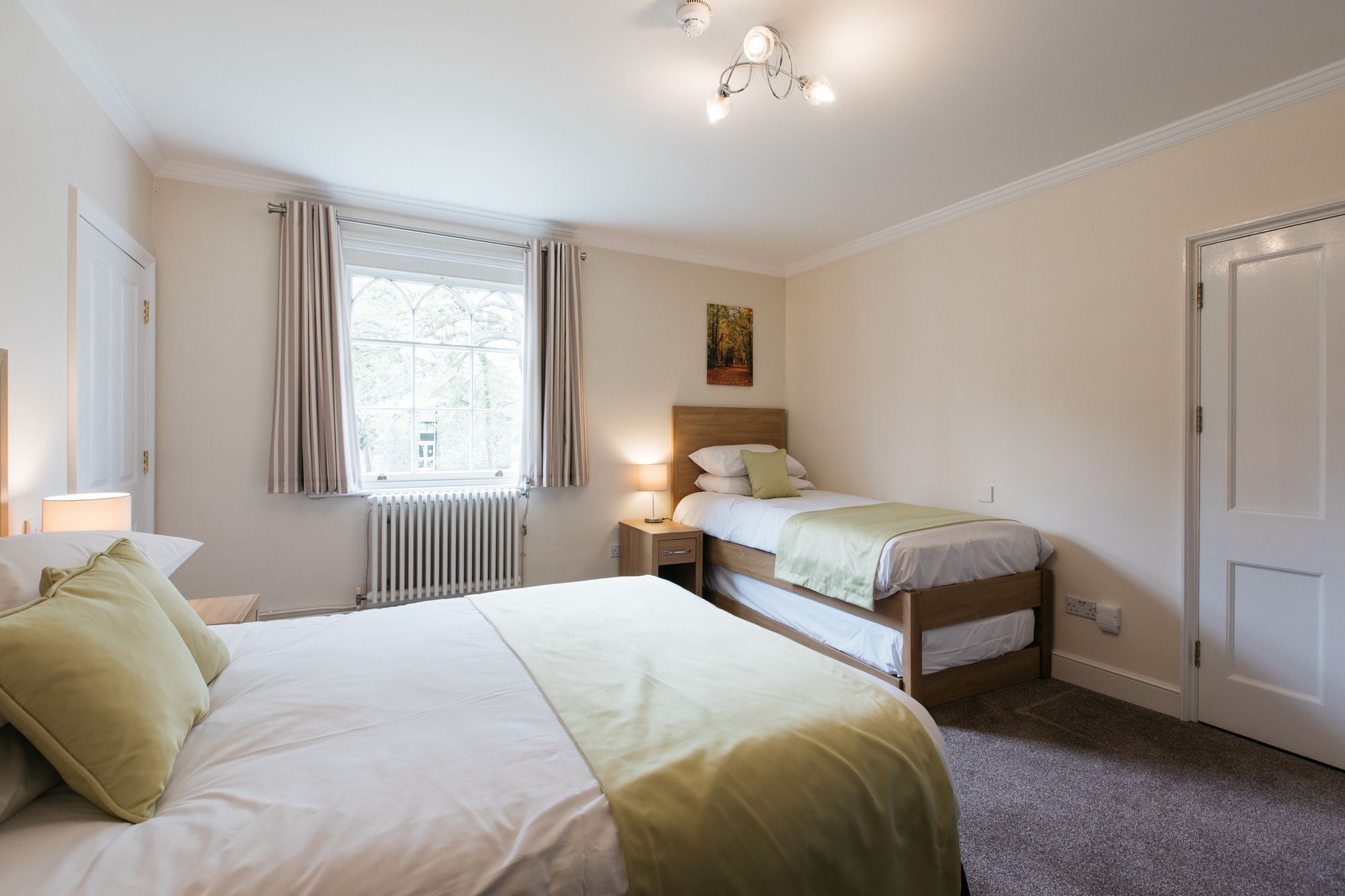 Gilwell Park Hotel Chingford Bagian luar foto